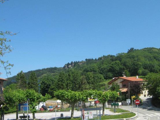 Hotel Gurutzeberri Oiartzun Exterior foto