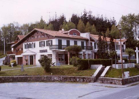 Hotel Gurutzeberri Oiartzun Exterior foto